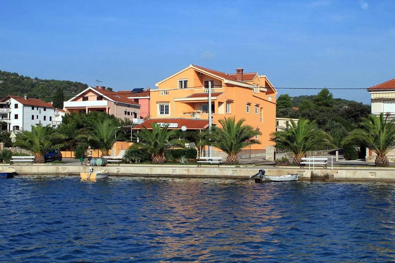 Apartments By The Sea Kukljica, Ugljan - 8478